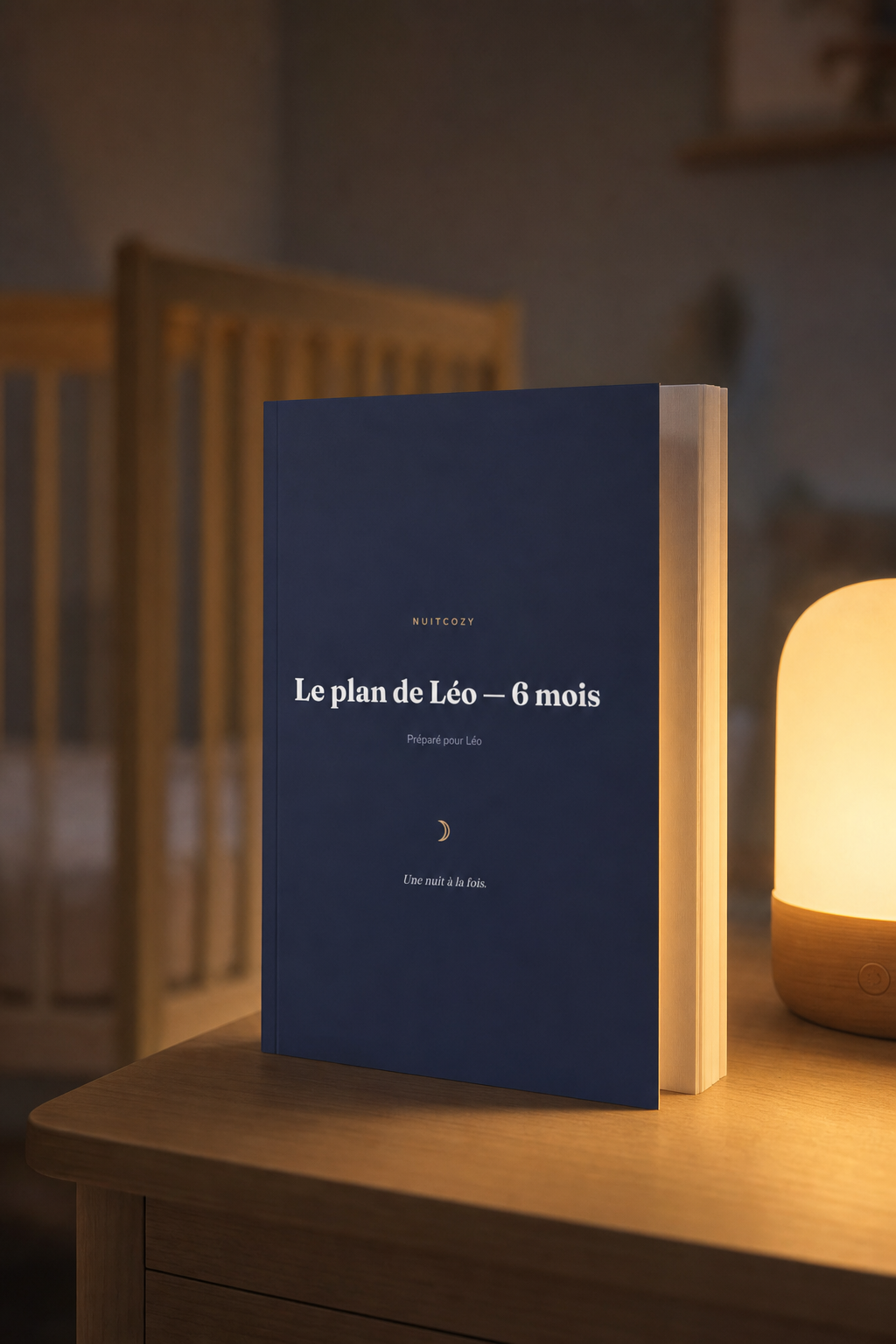 Le plan posé sur la table de chevet — prêt pour cette nuit